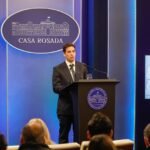 Ravier confirmó que Oria reemplazó a Caputo al frente de la comunicación de Milei, pero luego se desmintió a sí mismo