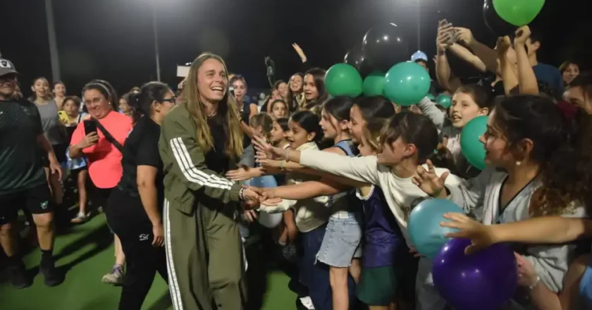 Emotivo homenaje a Vicky Sauze en Tucumán Rugby tras su participación mundialista