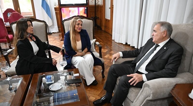 Jaldo recibió a Gladys “La Bomba Tucumana”: habló de la situación económica y ofreció colaborar