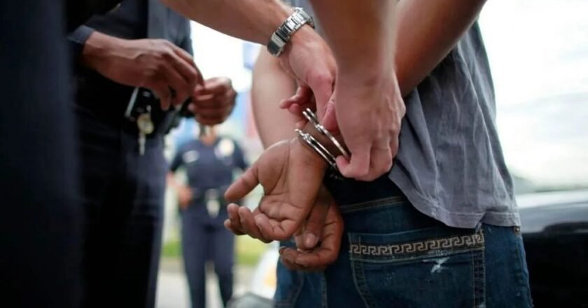 Una jueza porteña declaró inconstitucional la baja de la edad de punibilidad y sobreseyó a un menor de 14 años