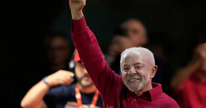 Lula prohibió las apuestas online en Brasil y generó el rechazo de los clubes