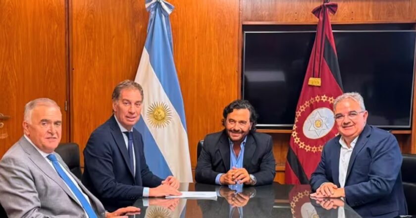 Presupuesto 2027: Santilli se reunirá con Jaldo y otros seis gobernadores para negociar apoyos