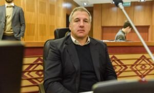 Graneros: 10 legisladores opositores reclaman debatir la intervención del municipio