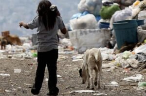 La pobreza podría haber subido cuatro puntos: el jueves se conocerá el dato oficial del primer semestre