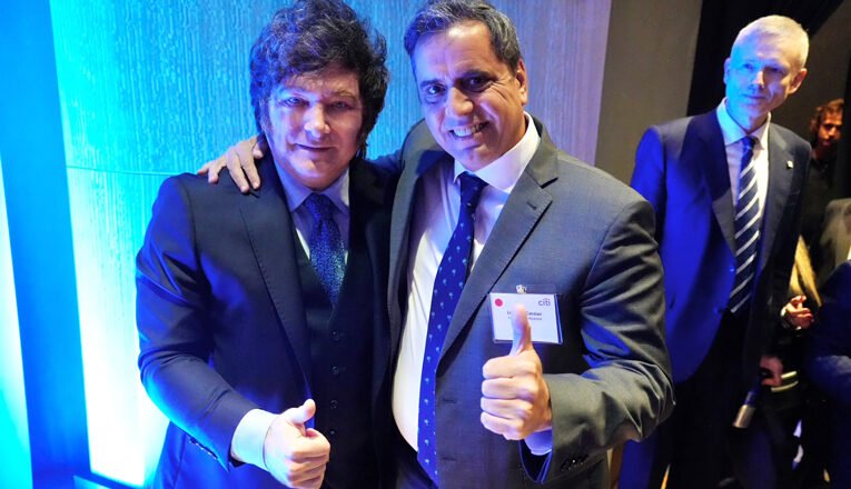 Catalán se mostró junto a Milei en Nueva York