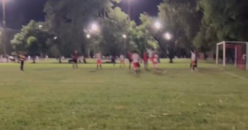 Torneo de fútbol en ADPUT: un abogado está acusado de fracturarle la mandíbula a un médico