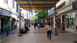 Feriado del 12 de octubre: el comercio no abrirá en San Miguel de Tucumán