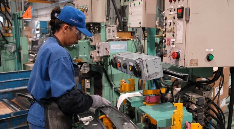 Tucumán perdió 305 empresas en el último año en medio de la caída nacional