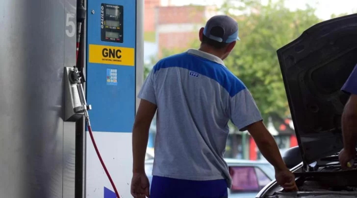 Nafta y GNC aumentaron y hay preocupación por el precio y el abastecimiento de gasoil