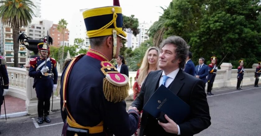 Milei pidió a la oposición que apoye los proyectos por Malvinas: “No puede haber grieta”