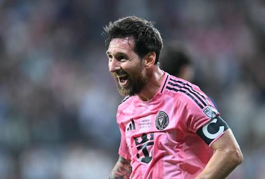 Messi alcanzó los 100 goles con Inter Miami y celebró un nuevo título ante Cruz Azul