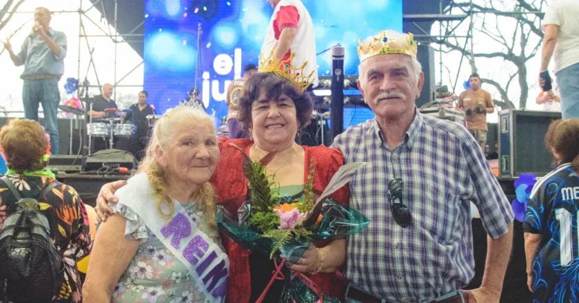 Miles de adultos mayores celebraron el Día del Jubilado en el Palacio de los Deportes con el “Jubilazo 2026”