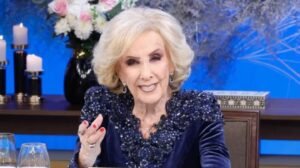 “Cuadro respiratorio bronquial”: el parte médico sobre la internación de Mirtha Legrand