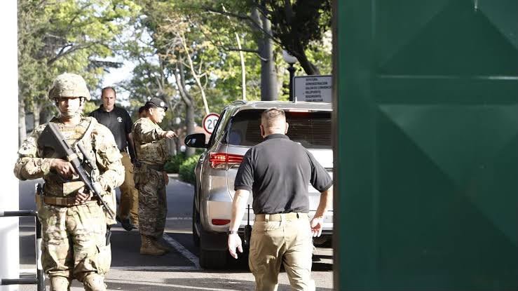 Inédito: Milei echó al personal civil de seguridad de la Quinta de Olivos y los reemplazará por militares
