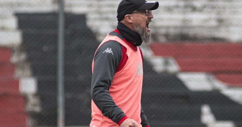 Orfila dejaría San Martín y el “Mono” Navarro Montoya pica en punta como reemplazo