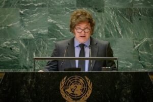 Milei calificó a la ONU de “inútil” y aseguró que Malvinas es una causa de todos los argentinos