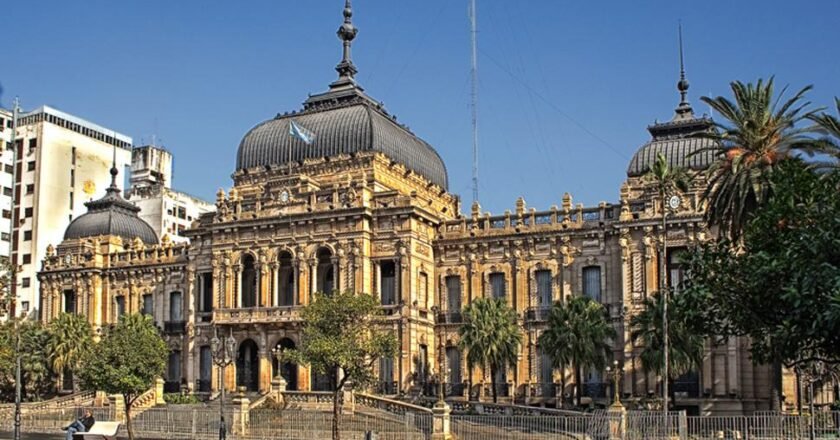 Coparticipación: Tucumán negocia con Nación y desistirá de dos reclamos judiciales