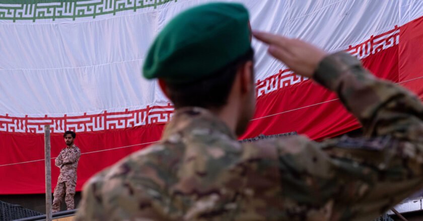 Irán revela haber obtenido la bomba aérea más grande de EE.UU.