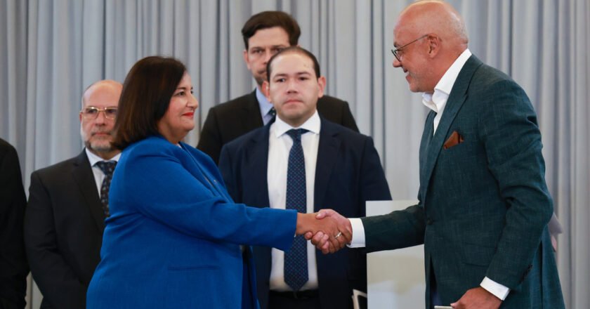 Gobierno y oposición de Venezuela cierran una nueva ronda de diálogo: ¿qué acordaron?
