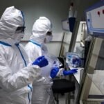 Alerta en Rusia tras la muerte de una científica de un laboratorio antiplaga: casi 200 personas quedaron bajo observación