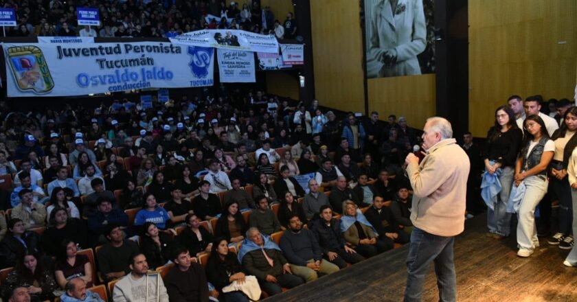 Jaldo denunció amenazas contra su familia y defendió su candidatura a gobernador