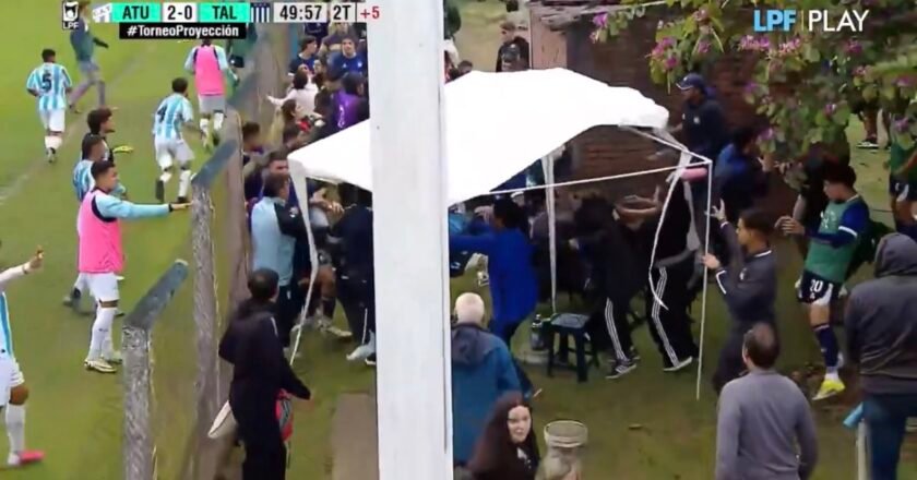 Escándalo en Atlético Tucumán-Talleres: expulsiones y enfrentamientos con familiares de jugadores
