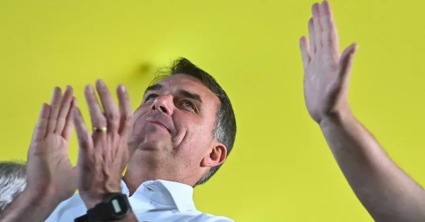 Bolsonaro dijo que quiere usar la mayoría en el Congreso para reformar la Constitución
