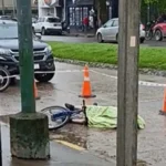 Un ciclista de 62 años murió tras descompensarse en la avenida Aconquija de Yerba Buena