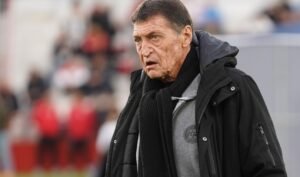 La Copa Argentina concentra las miradas, pero el Decano necesita responder ante Tigre