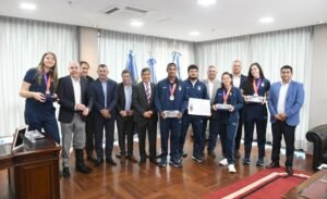 Los deportistas tucumanos que participaron en los Juegos Suramericanos recibieron un reconocimiento en la Legislatura