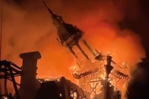 Incendiaron el histórico ayuntamiento de Limoges durante las protestas en Francia