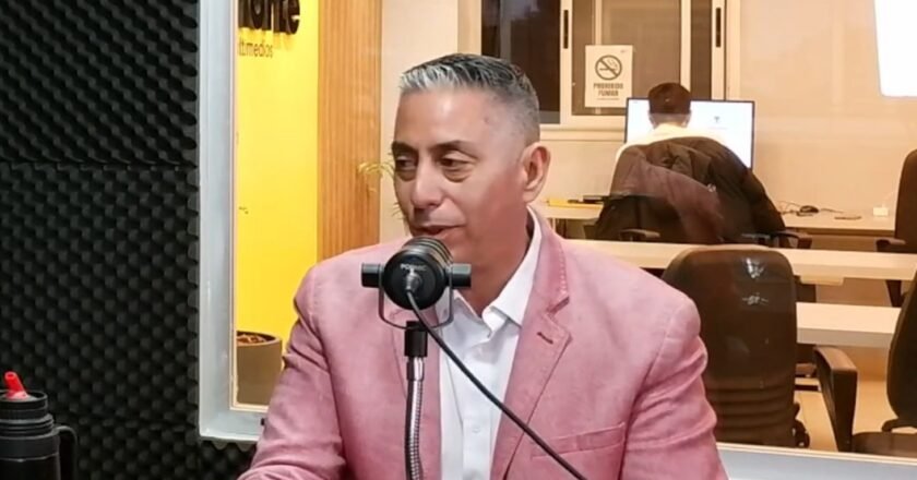 “Ya pasó el tiempo de Manzur y Alfaro”, indicó el concejal Vargas Aignasse