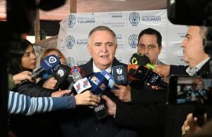 Jaldo condicionó el apoyo de Tucumán al Presupuesto nacional al financiamiento universitario y la discapacidad