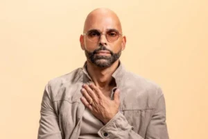 Hallaron muerto al músico venezolano Gus Ormo en una piscina de Florida
