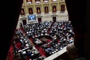 Diputados: los representantes tucumanos mostraron posturas divididas en una extensa sesión