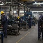 La industria tuvo un leve repunte del 1,9% en agosto, pero volvió a caer en la comparación interanual