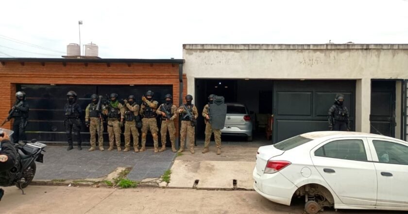 Desarticularon una organización criminal que habría cometido estafas por más de $1.000 millones