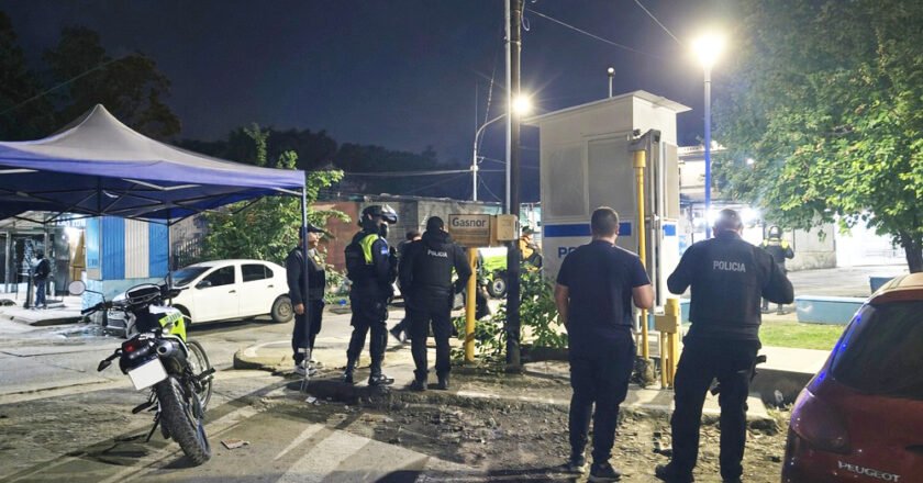 Declararon prisión preventiva para el policía acusado de balear a un compañero en El Bajo