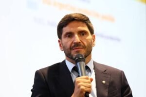 Santa Fe desdobla las elecciones y mantendrá las PASO