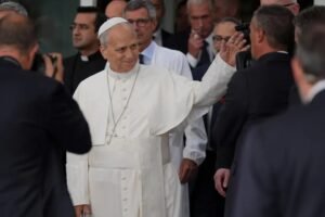 El papa León XIV recibió el alta tras ser operado de un tumor en el pulmón